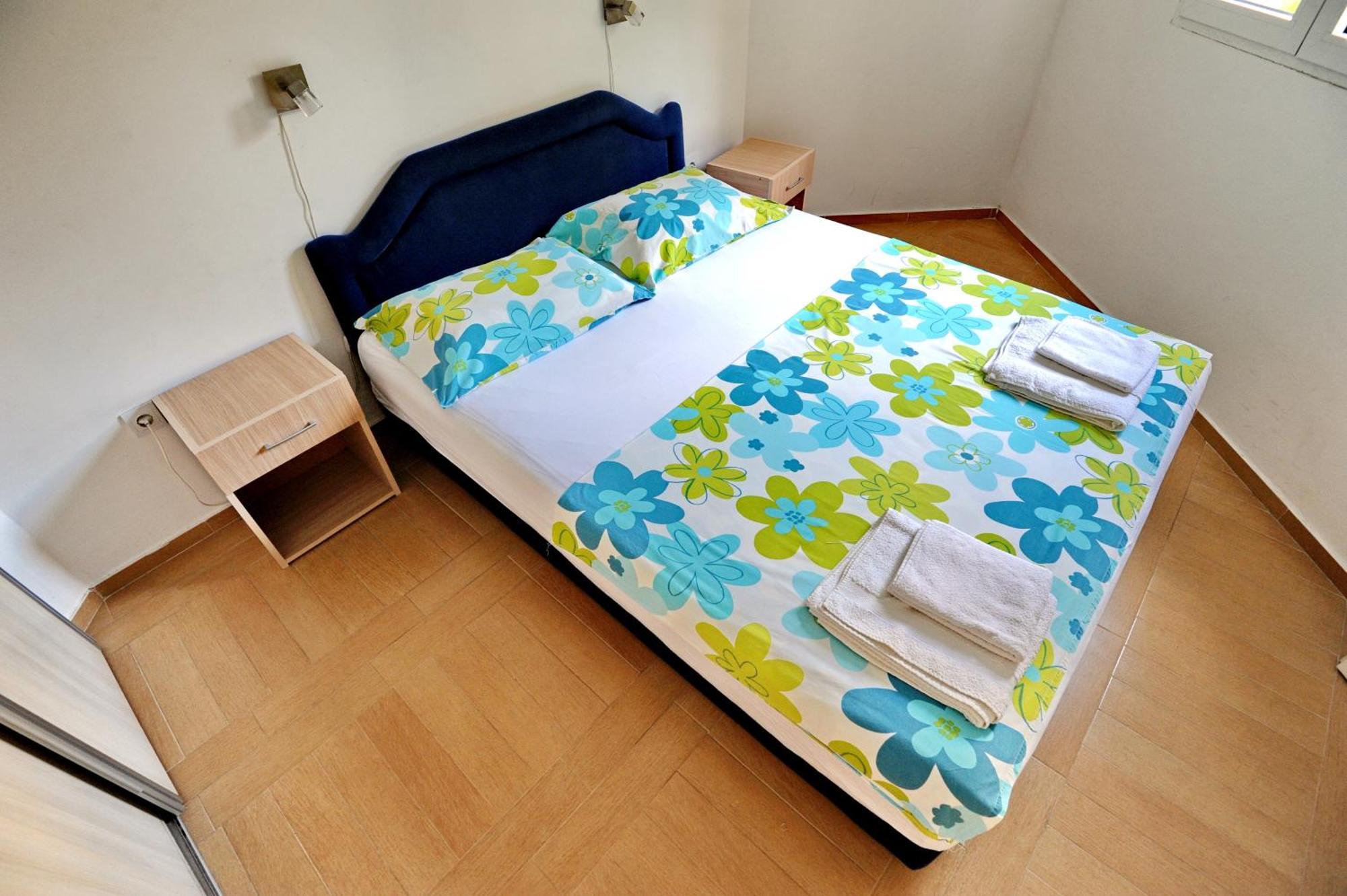 Apartments Kriva Ulica Kotor Pokoj fotografie