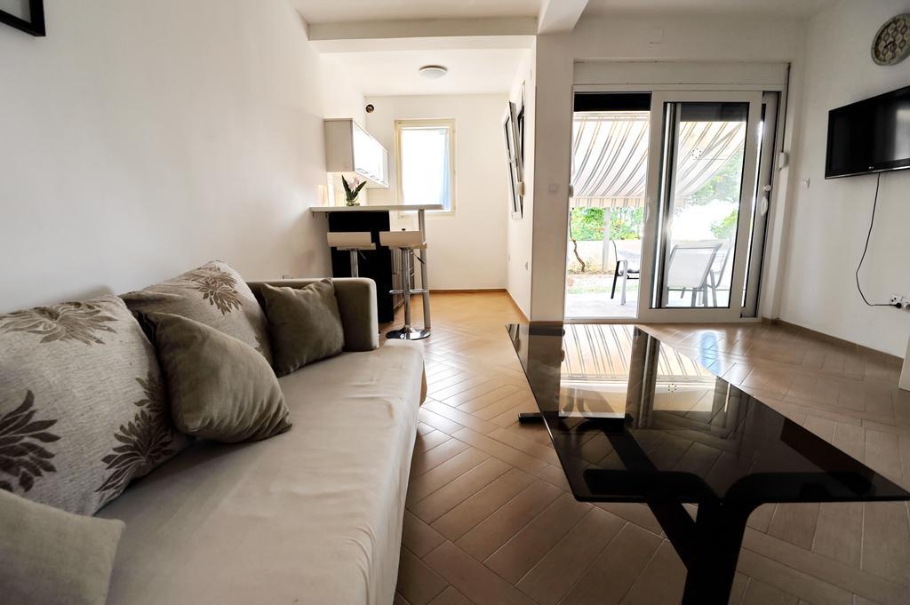 Apartments Kriva Ulica Kotor Pokoj fotografie